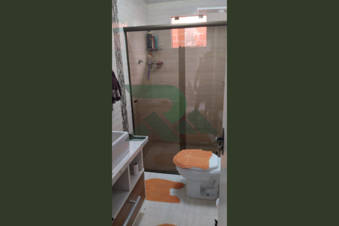 Casa com sala comercial 283,20 m2