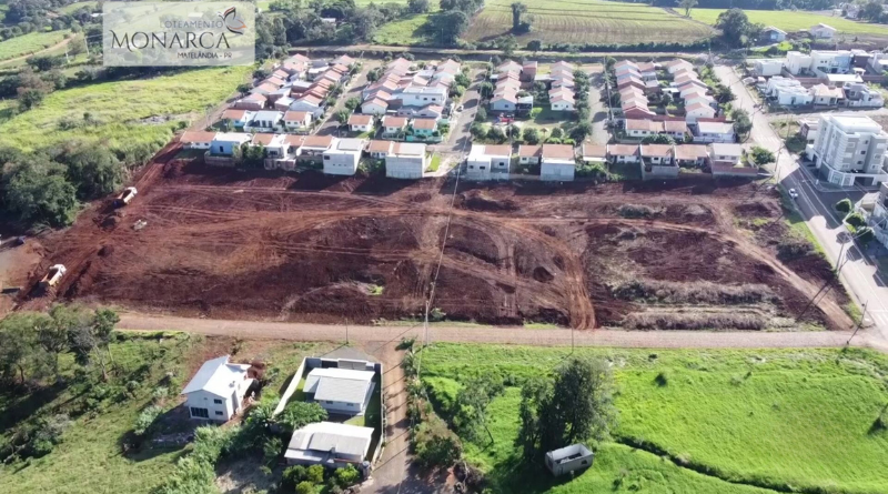 Loteamento Monarca lotes  de 300 a 406 m2