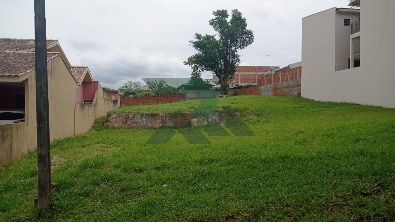 Lote urbano 1000m2 no Centro